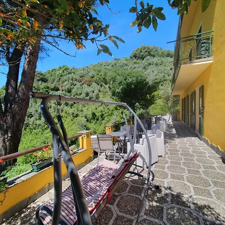 Agriturismo Costa Di Campo Вернацца