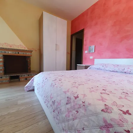Фермерский дом Agriturismo Costa Di Campo Вернацца