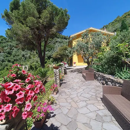 Agriturismo Costa Di Campo Вернацца