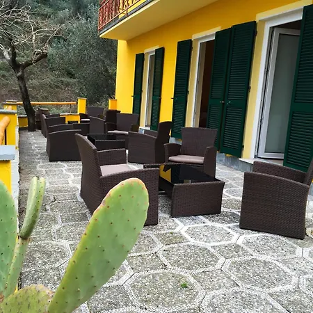 Alloggio per agriturismo Costa Di Campo Vernazza