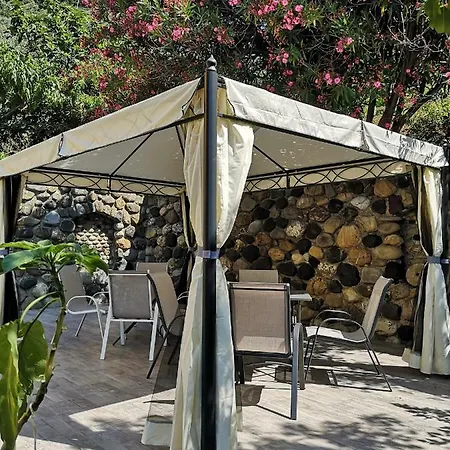 Agriturismo Costa Di Campo * Вернацца